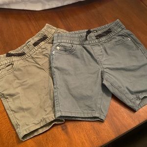 EUC 2 pair Levi’s Shorts Boys sz XS (5/6)